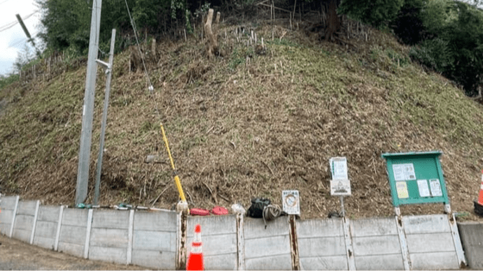 久木5丁目市有緑地伐採作業中