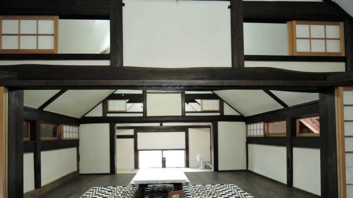 ２０１６・８・６　おばさんぽ　横浜市認定歴史的建造物・旧奥津家長屋門並びに土蔵