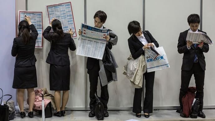 女子学生の「セクシーな履歴書写真」が物議を醸す、現代中国の就職事情=上海