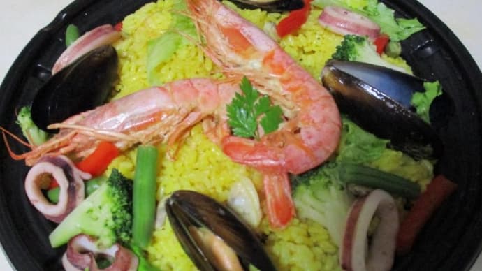 質素に少量-今日も元気 パエリア、筍煮、カレーうどん、お好み焼、イワシのニンニク炒め、茶碗蒸し、キウイと苺
