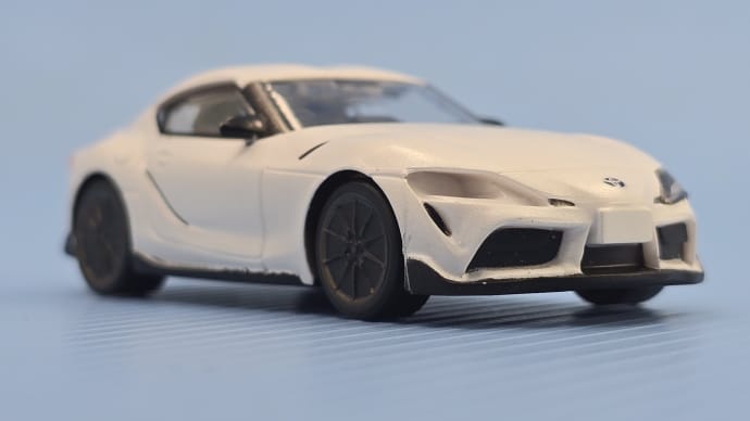トヨタ GRスープラ(RZグレード)(ホワイトメタリック)