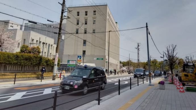 4月8日、第611回目の火曜日行動です。