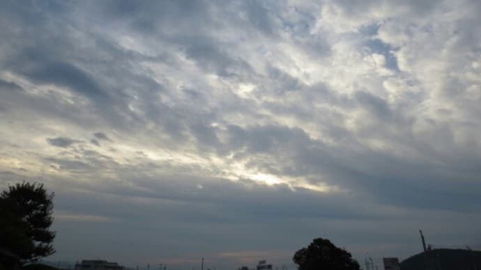 曇り空の朝