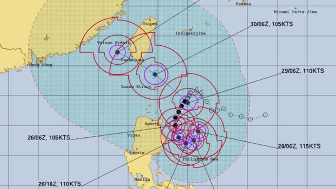 気になるニュース。〜W台風+新たな熱帯低気圧〜