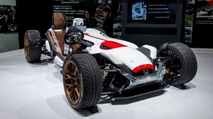 2015年のホンダさんのコンセプトカーのRC213Vこんなモデルあったのかと〜