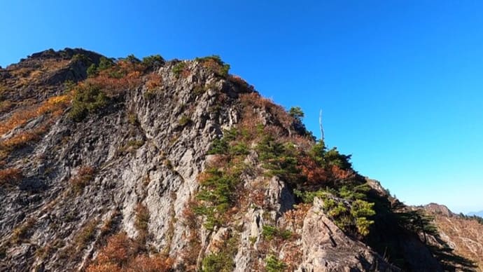 会越　御神楽岳・水晶尾根