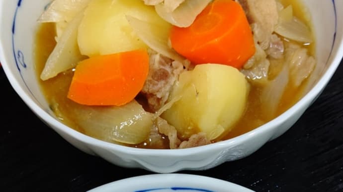 今日のおかず 肉じゃが(^.^)