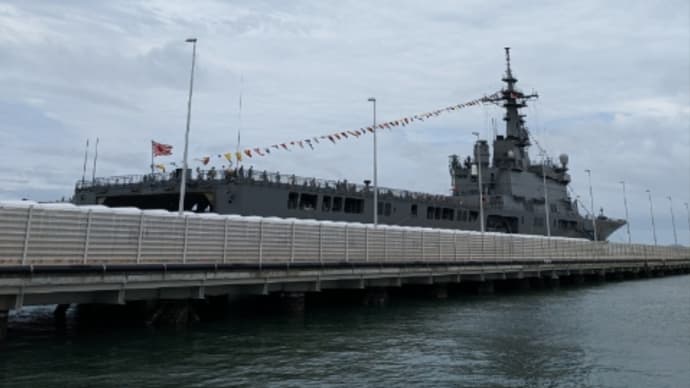 「輸送艦しもきた」と「巡視船やしま」見学に出掛けた 1