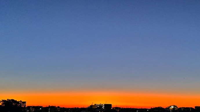今日の夜明けと富士山