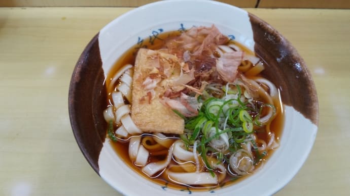 名古屋駅新幹線ホームで食べる本格きしめん