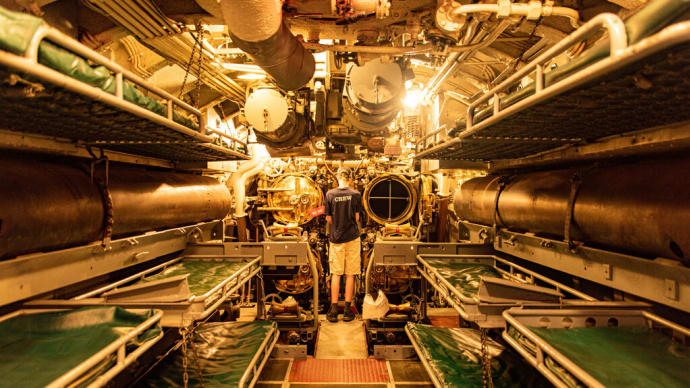 前部魚雷発射室 ２種類の魚雷〜潜水艦「シルバーサイズ」