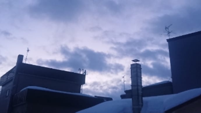 本州、雪すごいんだあ。