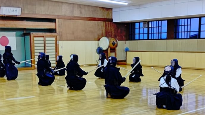 ずらりと先生がたのご指導を頂く!