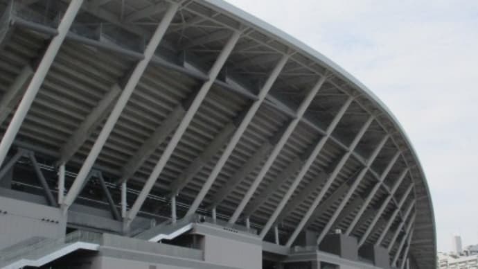 広島の街をサッカー散歩・・・新サッカースタジアム「エディオン　ピースウイング広島」の完成で新しいテクテク散歩コースを生まれました