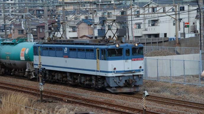 EF65-2063 【横須賀線脇貨物線:矢向小倉陸橋より】 2019.12.25