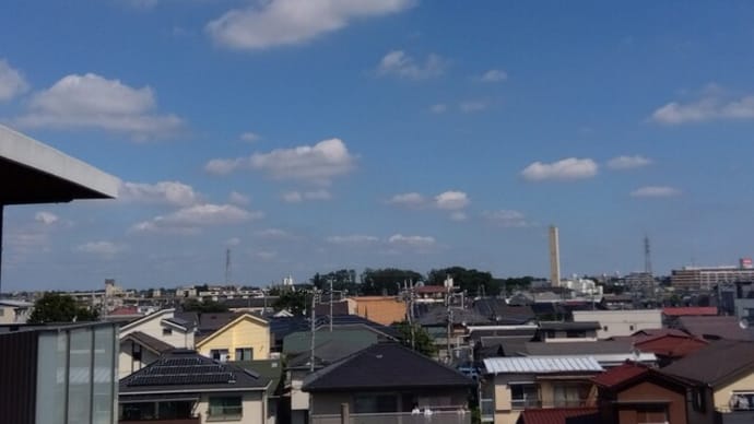 少し秋めく空