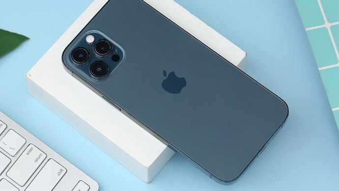 携帯電話で販売されているiPhone12ProMaxのデザインが新しくなりました