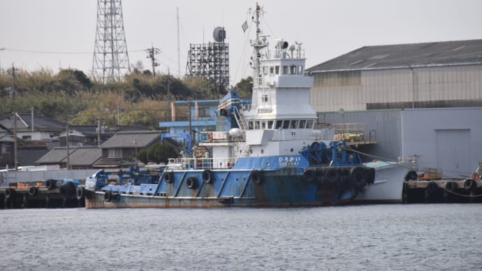 タグボートひろかい 警戒船 曳船