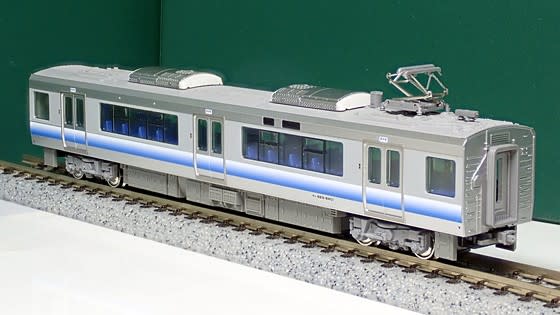 お顔が改良。KATO「223系2500番台 〈関空・紀州路快速〉タイプが