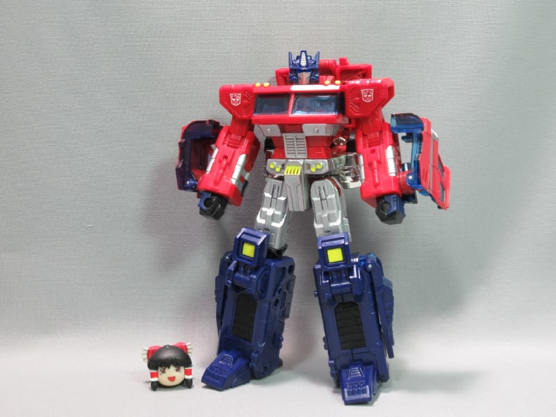 TF変形!ヘンケイ! ボイジャークラス コンボイをゆっくり紹介