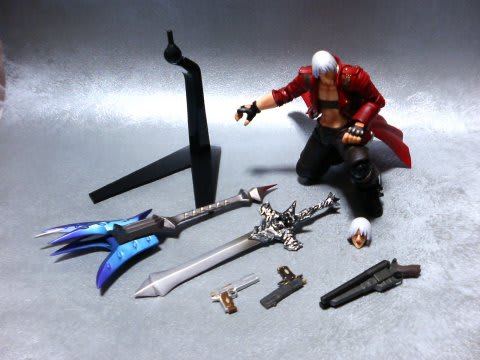 海洋堂「リボルテック No.003 ダンテ」レビュー - サクラブ's