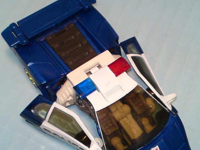 TFカーロボット デラックスクラス スーパーマッハアラートを