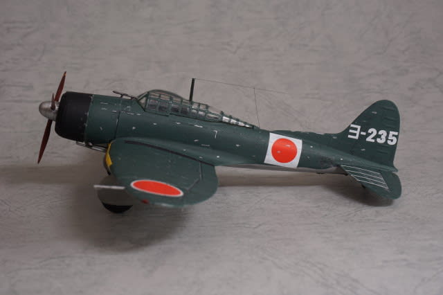 【現金特価】 99式爆撃機プラモデル完成品 大日本帝国陸軍機 くじけ 航空機・ヘリコプター