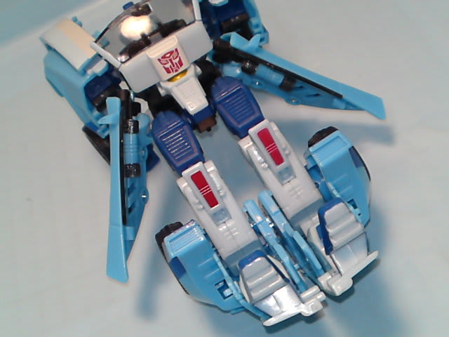TFジェネレーションズ デラックスクラス ブラーをゆっくり紹介