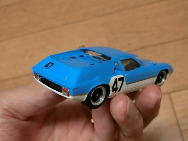 Amazon.co.jp: 1/43 ロータス 47GT 1967 ブルー/ホワイト