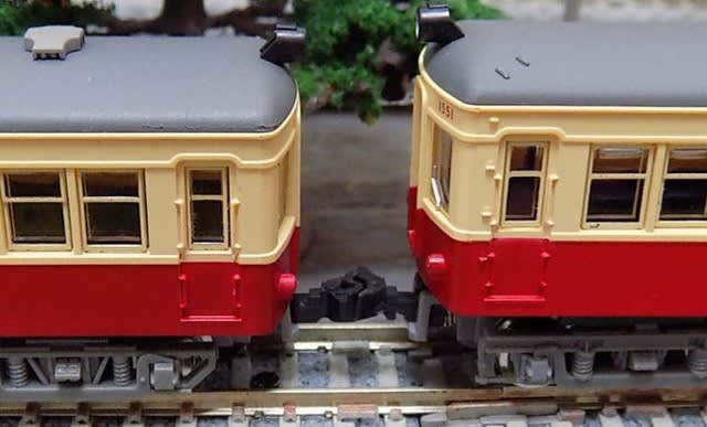 TOMYTECの鉄道ｺﾚｸｼｮﾝから長野電鉄モハ1000形3両セットが
