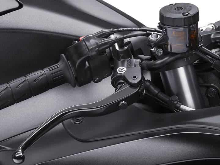 ZX-14R/ZZR1400 2016年モデル発表♪ - ZZR1400 PHANTOM Ninja 黒影