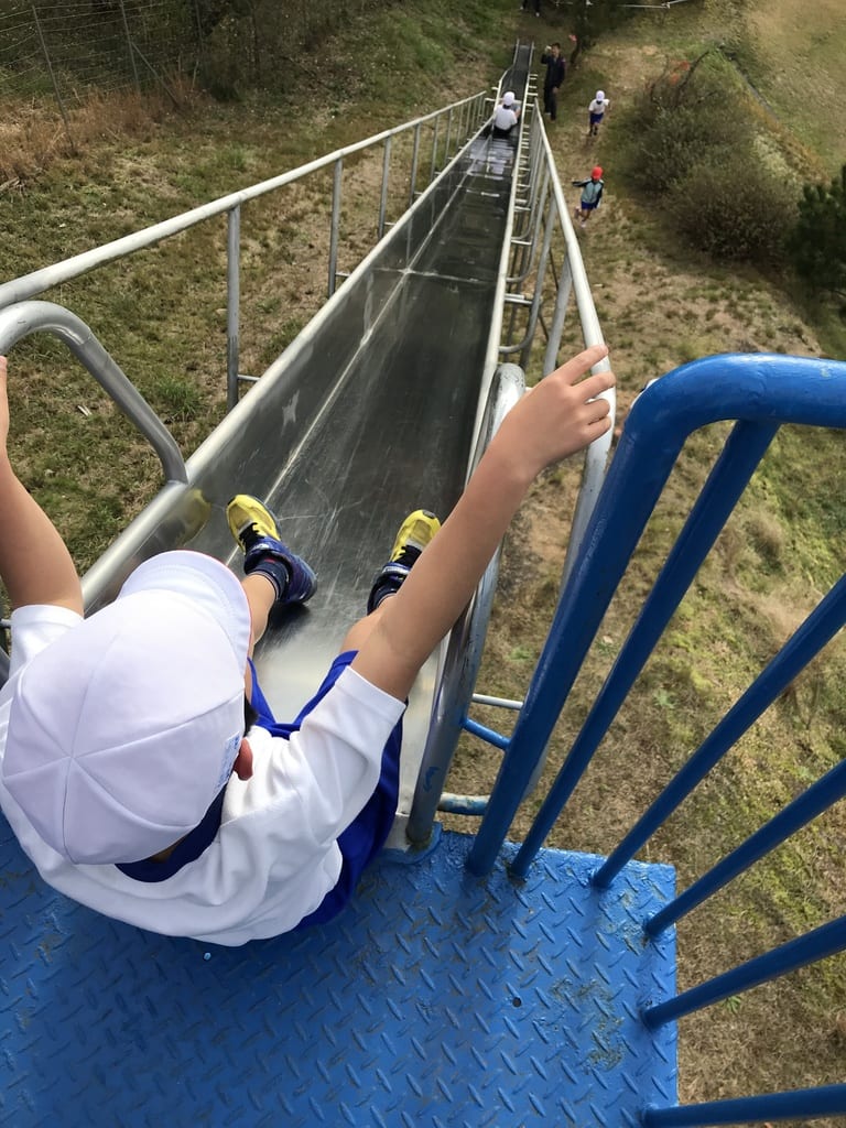 ジャンボ滑り台 すべりおさめ 豊岡市立小野小学校のブログ