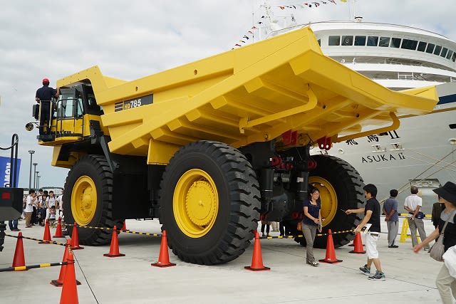 コマツの大型オフロードダンプトラック（91ｔ） - オーデック ブログ