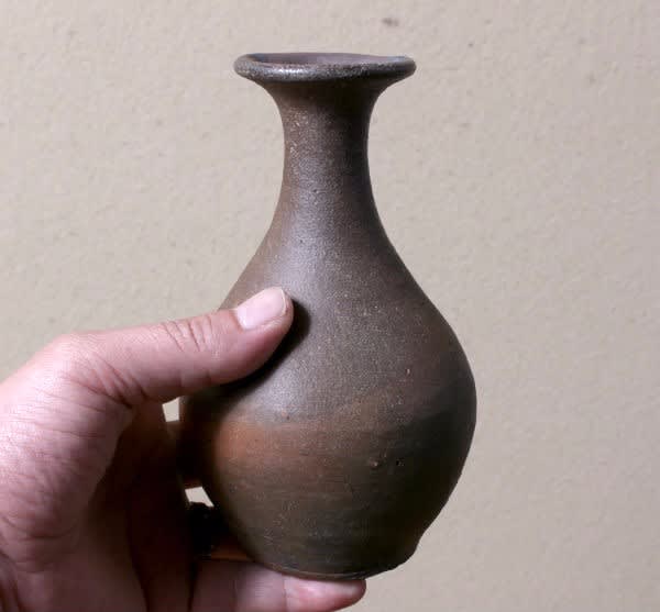 使い勝手の良い 貝】琉球喜名知花焼締小壺（17世紀後半～18世紀初 工芸品