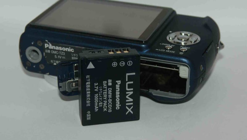 Panasonic LUMIX DMC-TZ3 高倍率ズーム - 乾電池の画像集 出張所 Panasonic LUMIX DMC-TZ3 高倍率ズーム - 乾電池の画像集 出張所