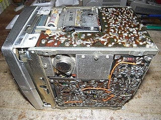 三菱 6P-125 （昭和37年）6インチ、白黒、世界最小 - テレビ修理