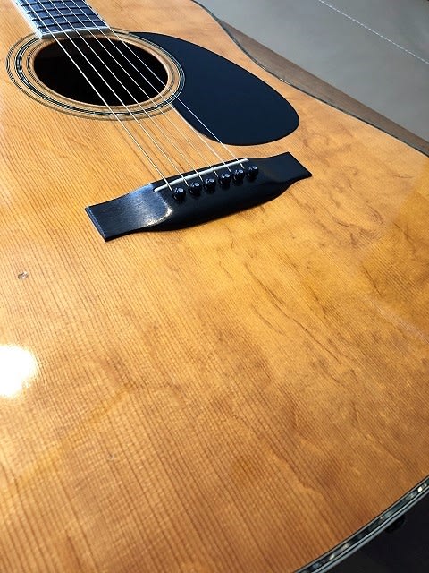 Vintage MORRIS 2 W-60 - Guitars On Broadway