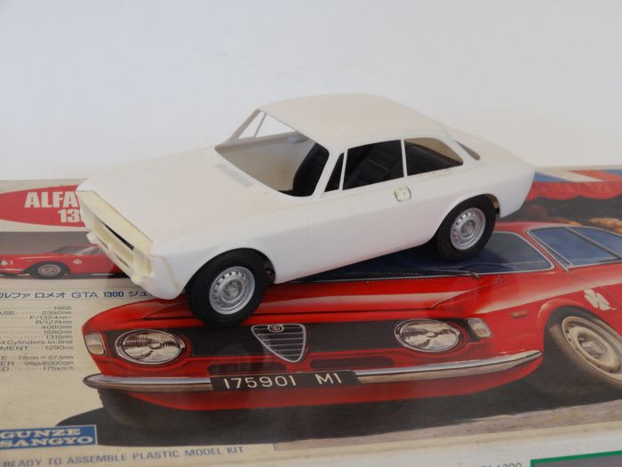 1/24 GUNZE ALFA ROMEO GIULIA 1300 GTA Jr. 製作開始