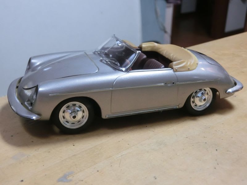 フジミ1/24 ポルシェ356B 1600Sロードスター製作開始