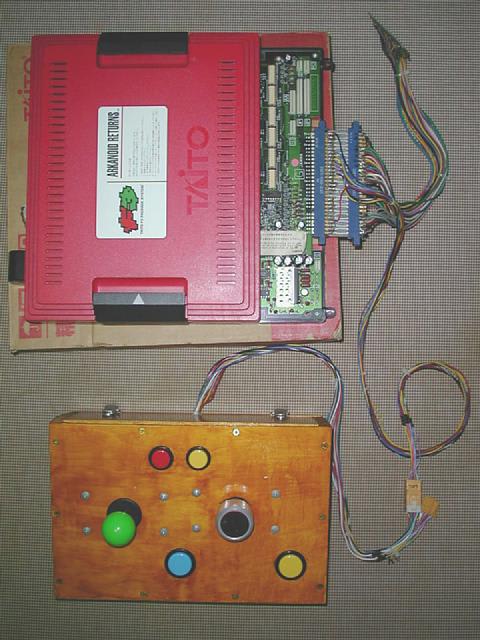 アルカノイド(ハーネス・パドル付)アーケード基板 タイトー アルカノイドが純正基板で2バージョン入荷。パドル