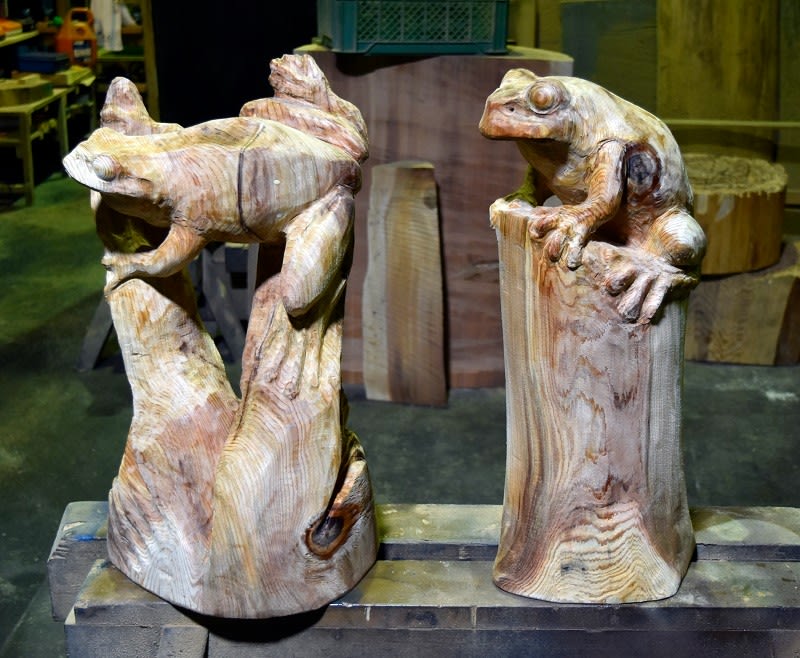 カエル(青蛙系)彫刻 - CHAINSAW ART JAPAN・ケイジの仕事記録 カエル(青蛙系)彫刻 - CHAINSAW ART JAPAN・ケイジの仕事記録