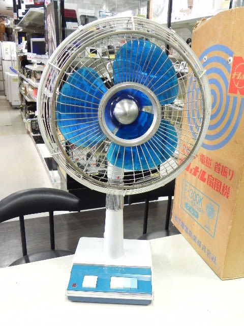驚きの値段で 希少】 飛行機 模型 プロペラ Panasonic パナソニック その他
