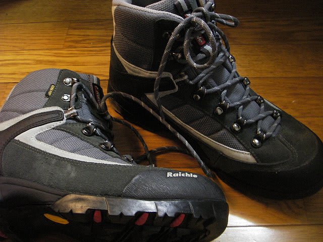 登山靴　ライケル　Raichle Nuno-corona 21センチ　スイス製