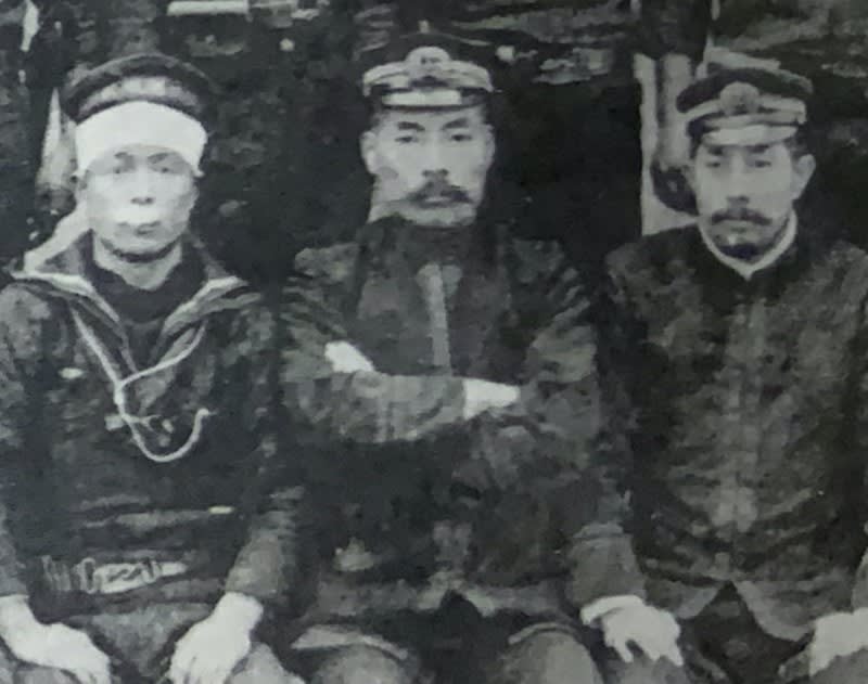 簀巻の人」 栗田富太郎機関長〜旅順閉塞作戦記念帖 - ネイビー
