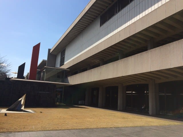 Marcel Breuer's Furniture マルセル・ブロイヤー - 横浜の建築 Marcel Breuer's Furniture マルセル・ブロイヤー - 横浜の建築