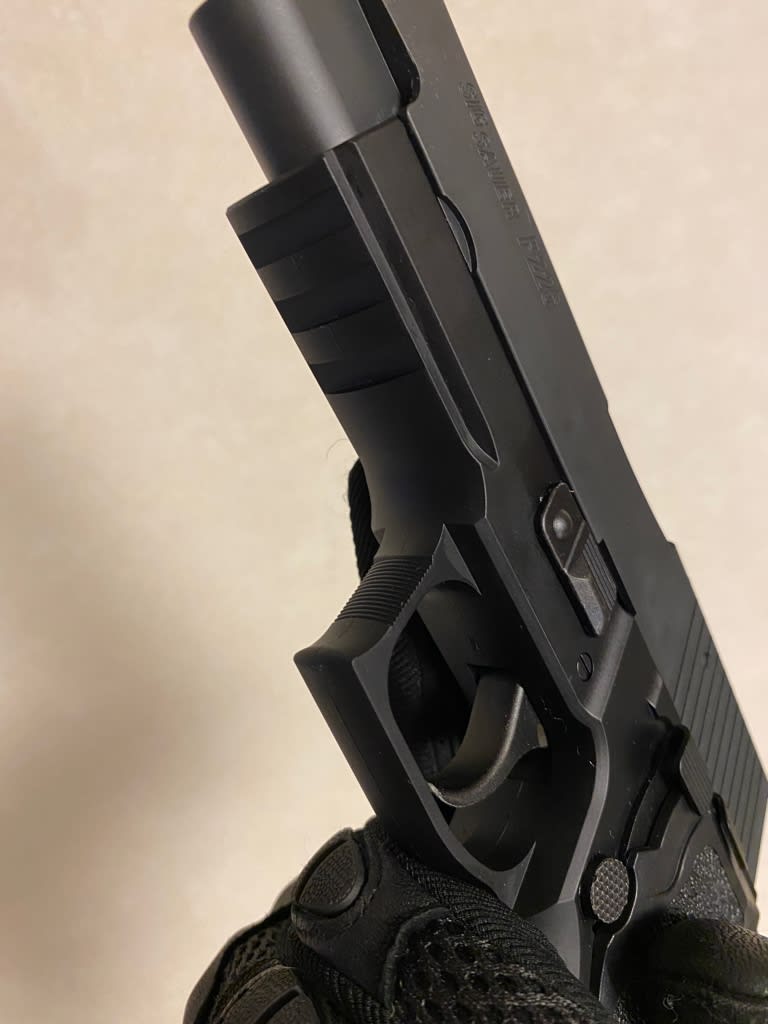 優れた操作性～ 東京マルイ P226 E2のレビューとカスタム