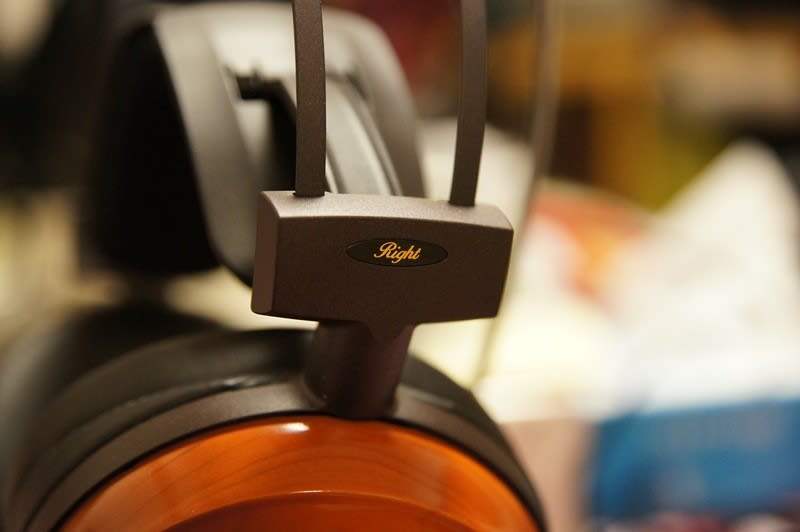 ATH-W1000X : 演奏と歌声を上手く融合し、フラッグシップに迫る ATH-W1000X : 演奏と歌声を上手く融合し、フラッグシップに迫る