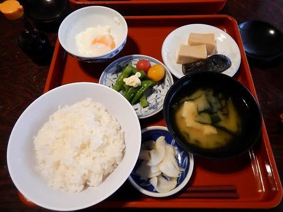 山形県大蔵村 肘折温泉 西本屋旅館 館内 食事 マーク プンタのトド寝大好き 山形県大蔵村 肘折温泉 西本屋旅館 館内 食事 マーク プンタのトド寝大好き
