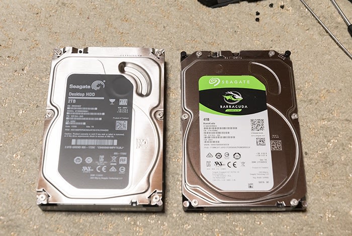 中古のAirMac Time Capsule 2TBを買い4TBのHDDに載せ替えてみた 中古のAirMac Time Capsule 2TBを買い4TBのHDDに載せ替えてみた