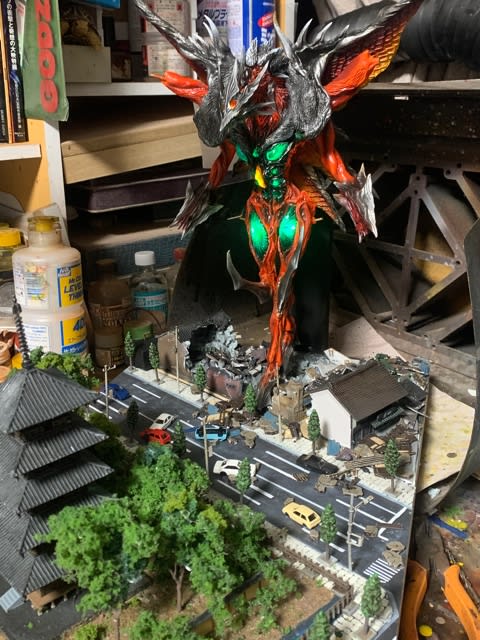 Gミュージアム イリス邪神進撃 製作記 - さるタジラのブログ